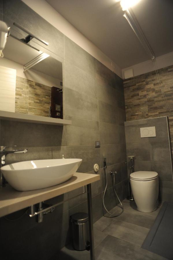 Tlcafe Hospitality Hotel San Secondo Parmense ภายนอก รูปภาพ