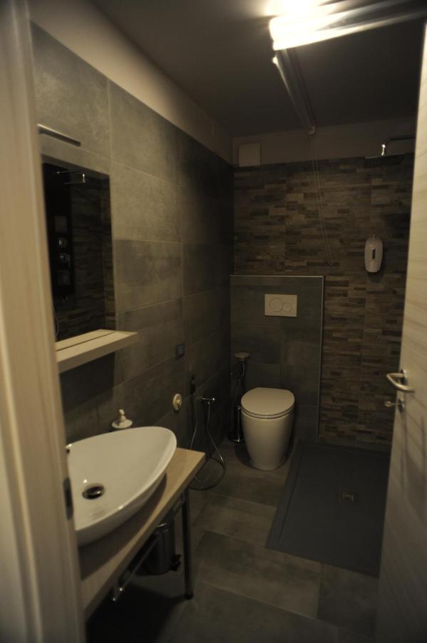 Tlcafe Hospitality Hotel San Secondo Parmense ภายนอก รูปภาพ
